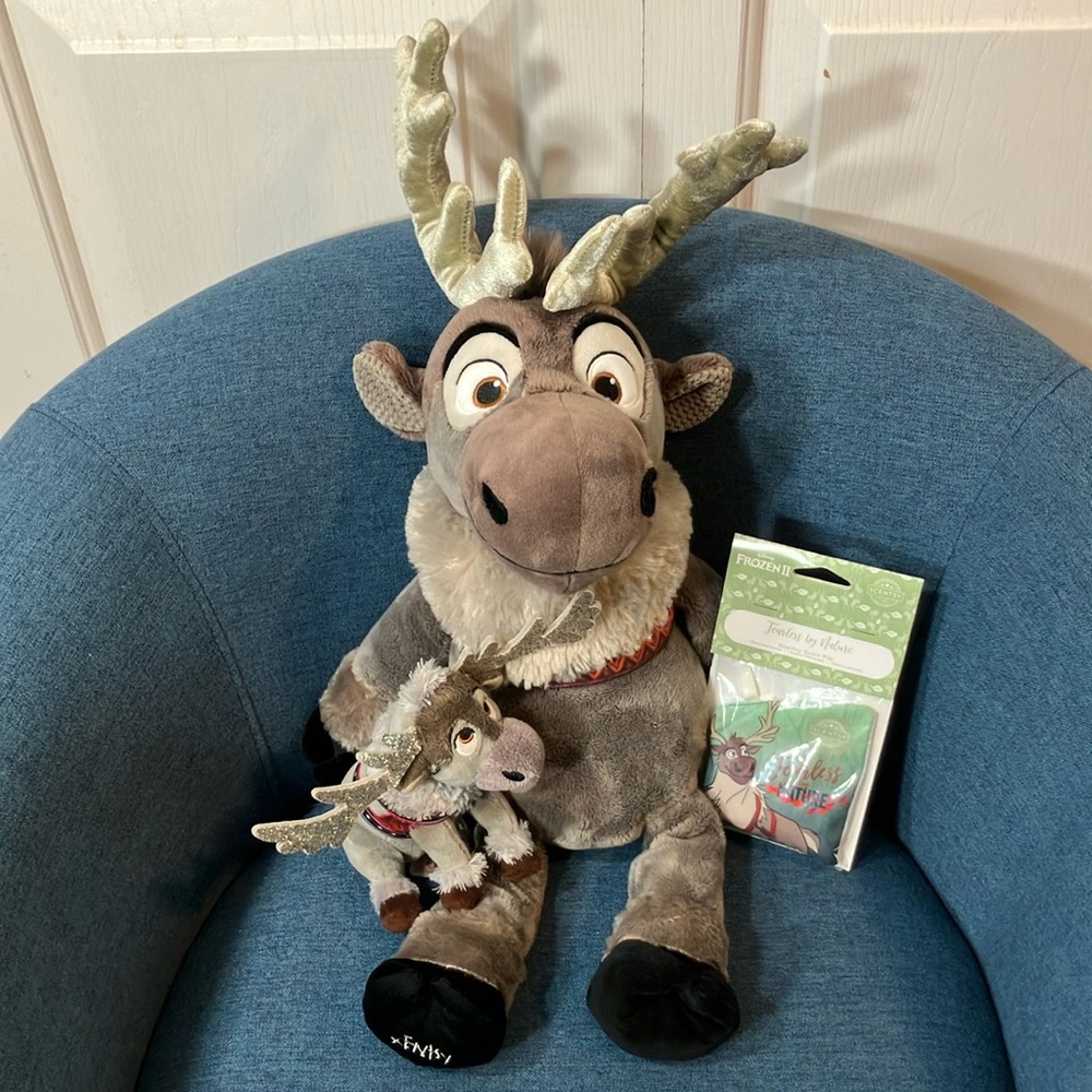 Scentsy Buddy Sven Stuffed Animal Plush with Ty Sparkle Sven